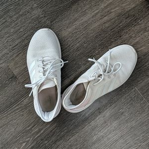 Adidas tennis shoes